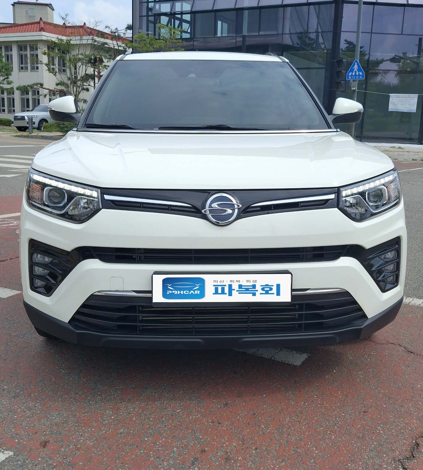 실내 공간을 비교해 선택한 티볼리 중고
