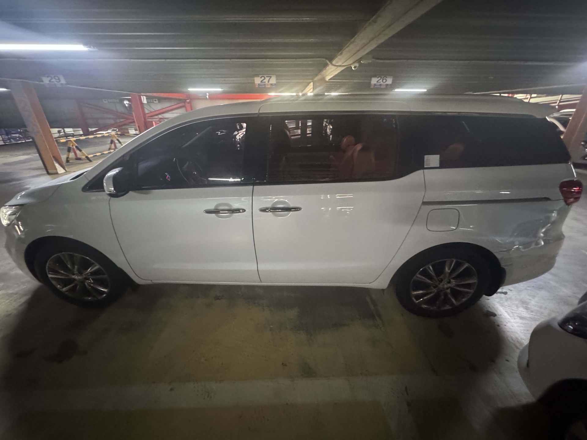 43nh56j6cx76288525.jpg